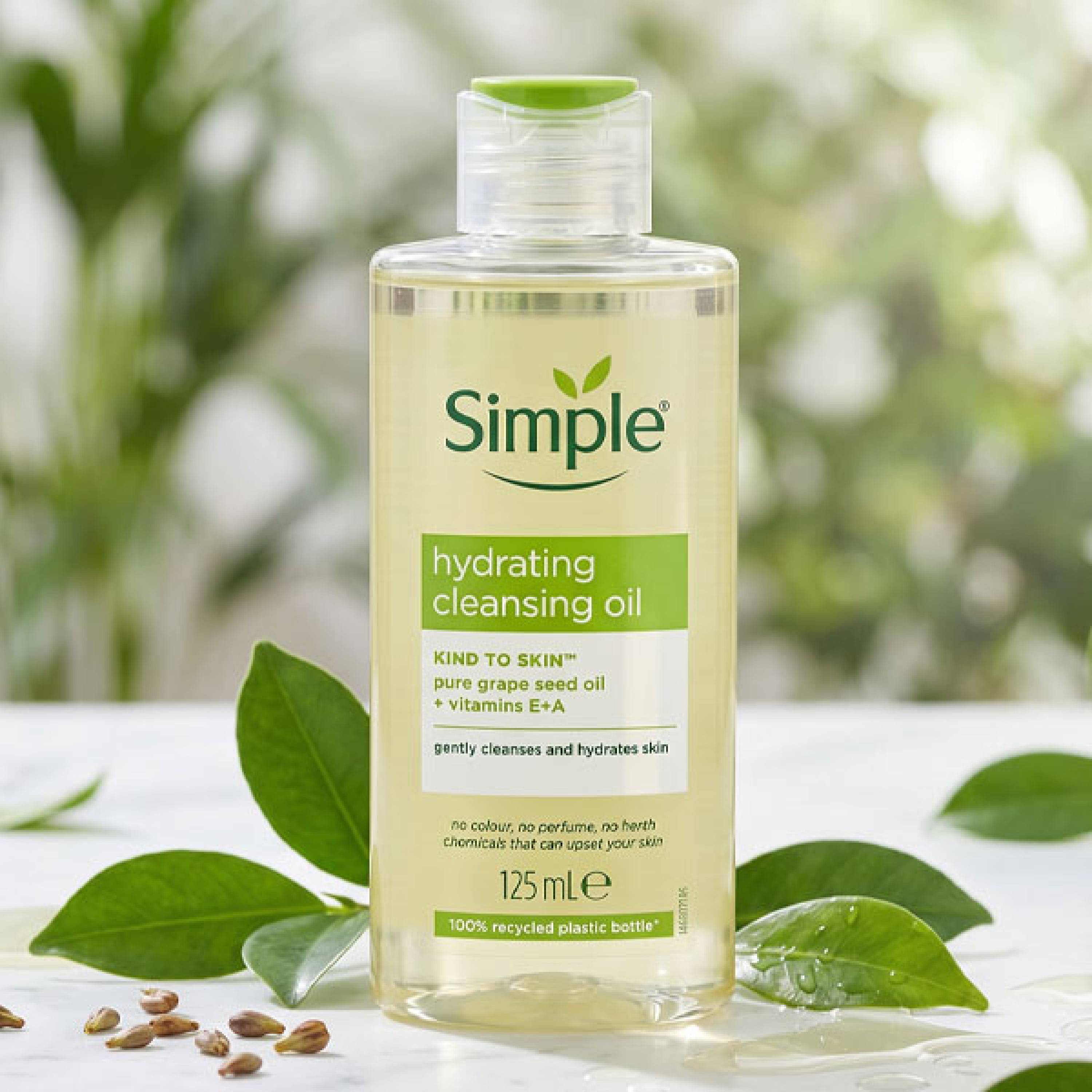 Simple Sensitive Skin Experts Hydrating Cleansing Oil 125ml product image