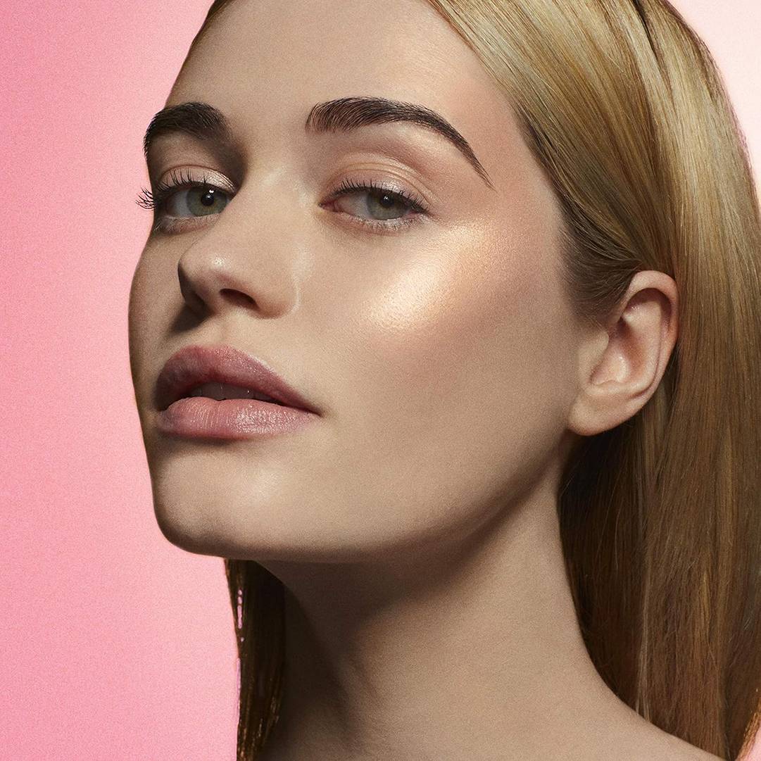 Maybelline New York Master Chrome Facestudio Highlighter- Molten Gold product image